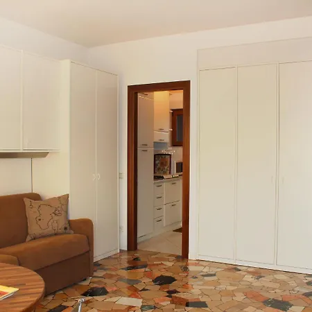 Apartment Belmonte II Brezzo Di Bedero Διαμέρισμα